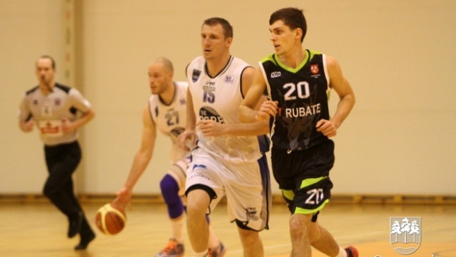 BK "Ogre" rezultatīvā cīņā pieveic bukus