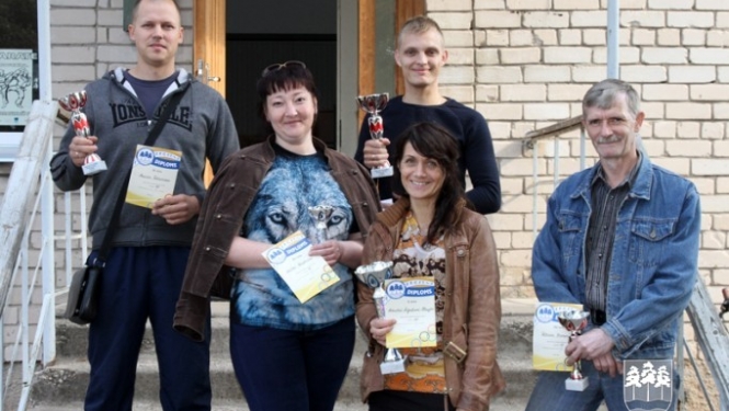 Ložu šaušanas sprintā uzvar Žiguļina-Klauža un Melnis