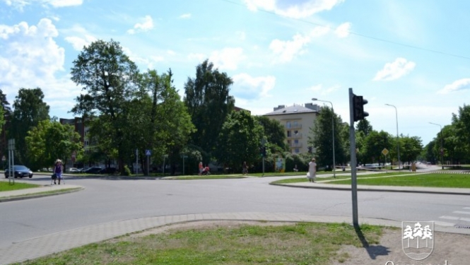 Uzsākti pirmie darbi Tīnūžu ielas un Mālkalnes prospekta krustojumā