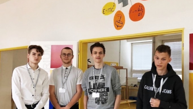Ogres Valsts ģimnāzija iesaistās projektā “Mācāmies rītdienai” Čehijā