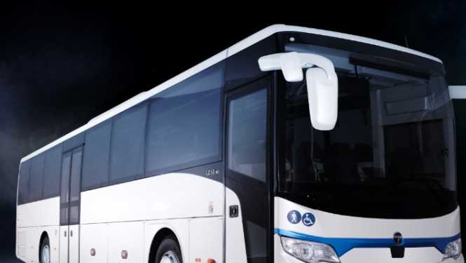 Balts autobuss