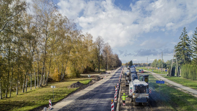 Lielvārdē atsāk Daugavpils šosejas posma būvdarbus