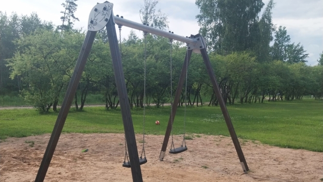 Doles ielas šūpoles Tīnūžos