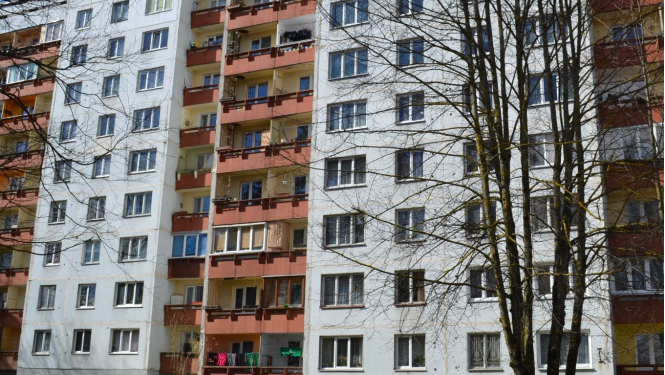 Dzīvoklu maja 