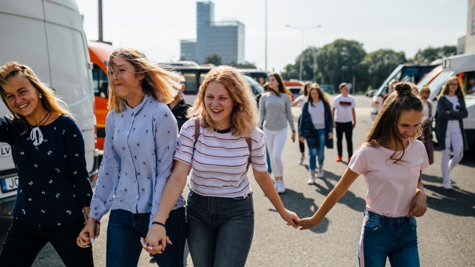 No 17. augusta skolas var pieteikties dalībai jaunā Latvijas Nacionālā kultūras centra (LNKC) īstenotā Eiropas Sociālā fonda Plus (ESF+) projektā “Kultūras norises kā pilsonisko līdzdalību veicinošs instruments”. 