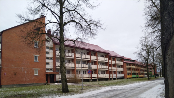 Lielvārde, daudzdzīvokļu māja