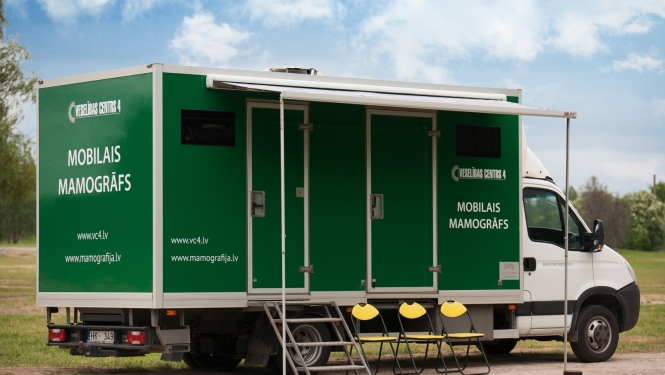 Mobilā mamogrāfa auto