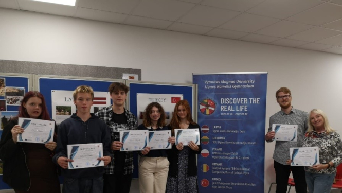 Ogres Valsts  ģimnāzijas skolēni un skolotāji turpina savu Erasmus+ projektu maratonu