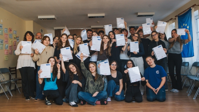 Noslēdzies Erasmus+ jauniešu apmaiņas projekts “Harmony of the Body”. Dalībnieku kopbilde