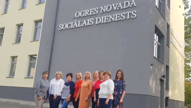 Ogrēnieši dalās ar pieredzi sociālo pakalpojumu jomā