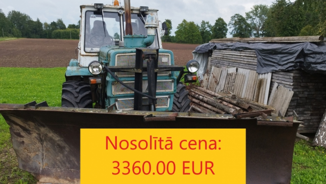 Traktors T150K