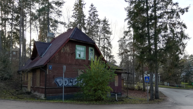 Gatavojas nojaukt ēku Zinību ielā 8, Ogrē