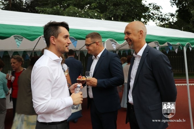 E. Helmanis izsaka pateicību sadarbības partneriem