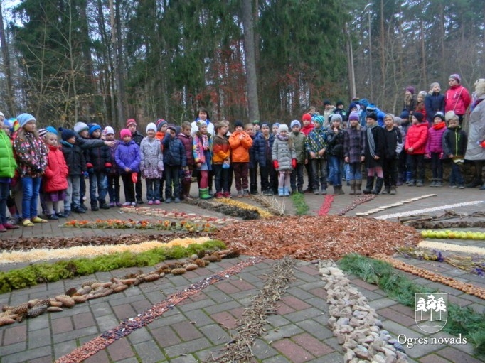 Novembris Ogres sākumskolā