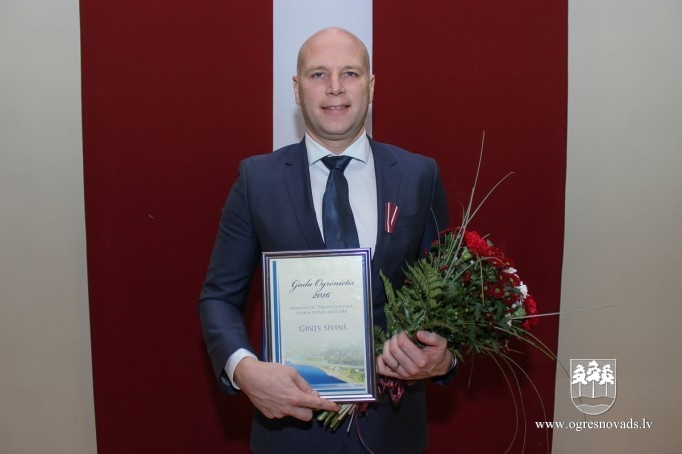 Latvijas Republikas dzimšanas dienā sumina novadniekus