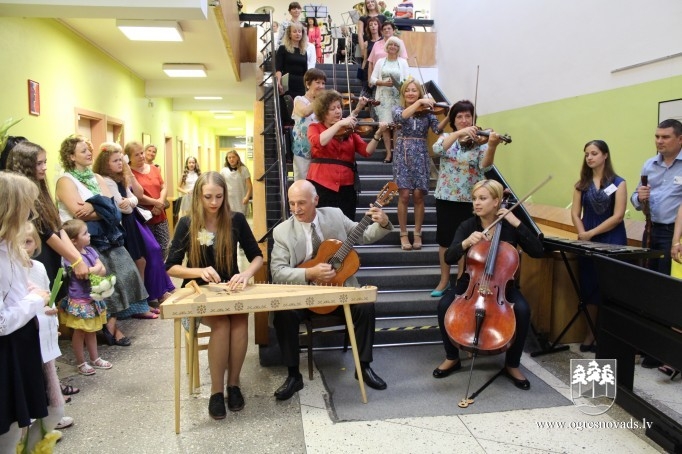 Zinību diena Ogres Mūzikas skolā un Mākslas skolā