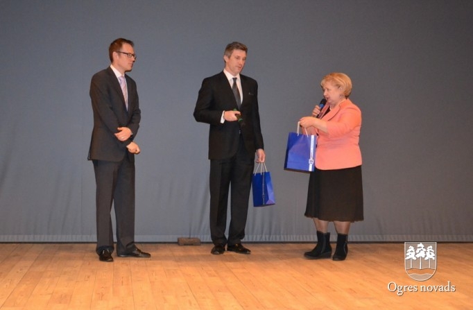 Tikšanās ar hokejistu Sandi Ozoliņu