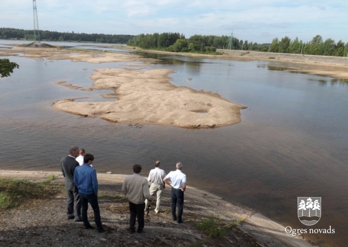 Jālikvidē sanesumi Daugavā