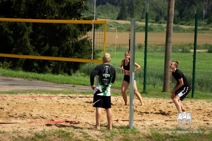 Madlienas kauss pludmales volejbolā