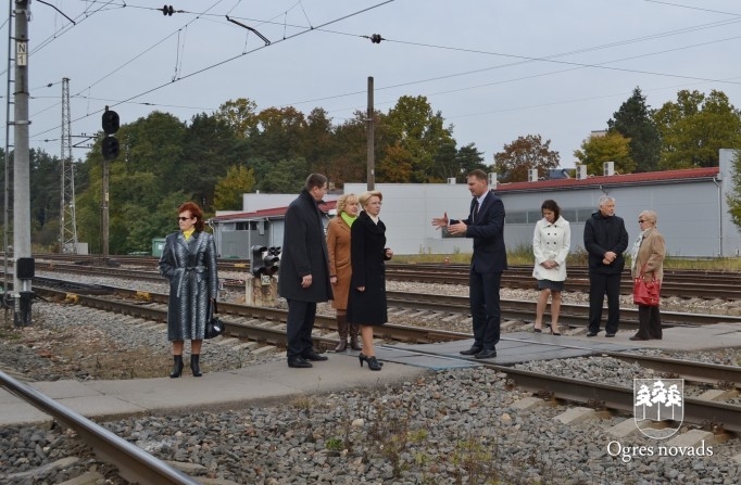 Saeimas priekšsēdētāja Ināra Mūrniece apmeklē Ogri