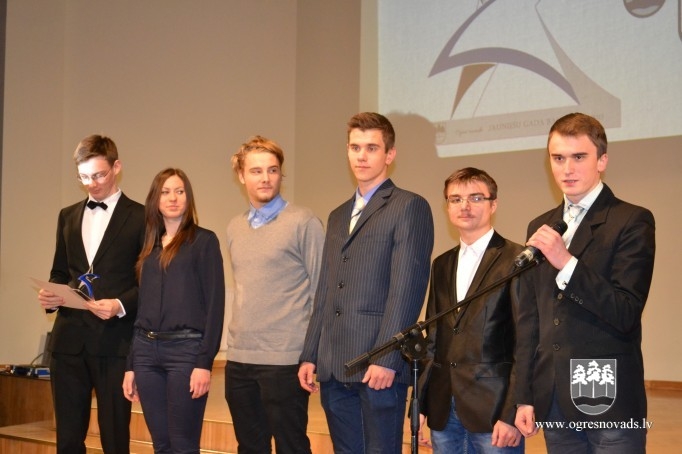 Godina konkursa “Jauniešu Gada balva 2015” laureātus