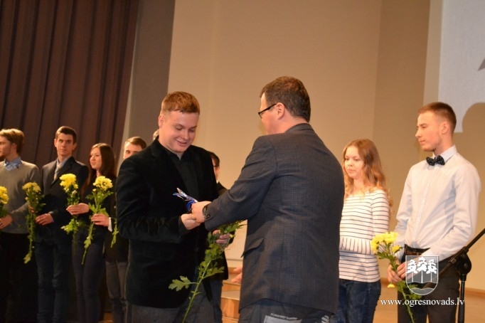 Godina konkursa “Jauniešu Gada balva 2015” laureātus