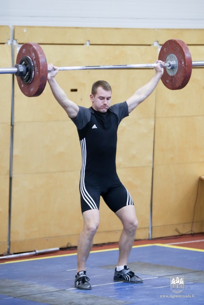 Ogres svarcēlāji - Latvijas čempioni un vicečempioni