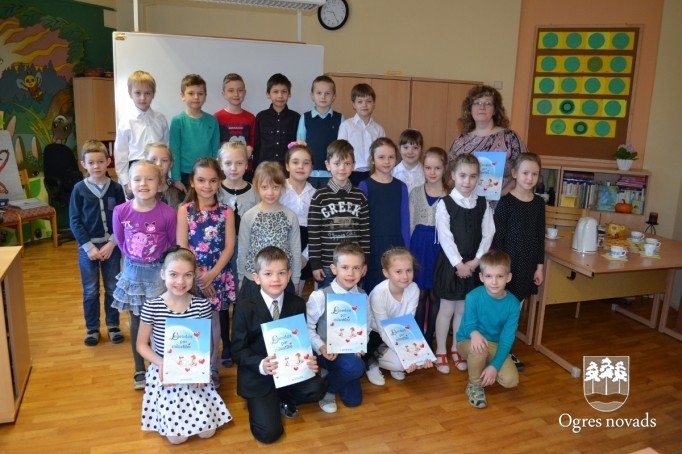 Ogres sākumskolas skolnieces pasaka tiek izdota grāmatā