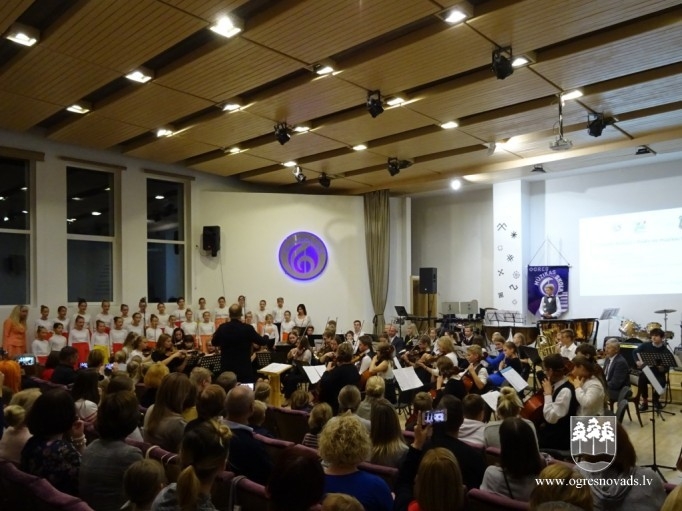 Aizvadīta starptautiskā mūzikas nedēļa Ogres Mūzikas skolā