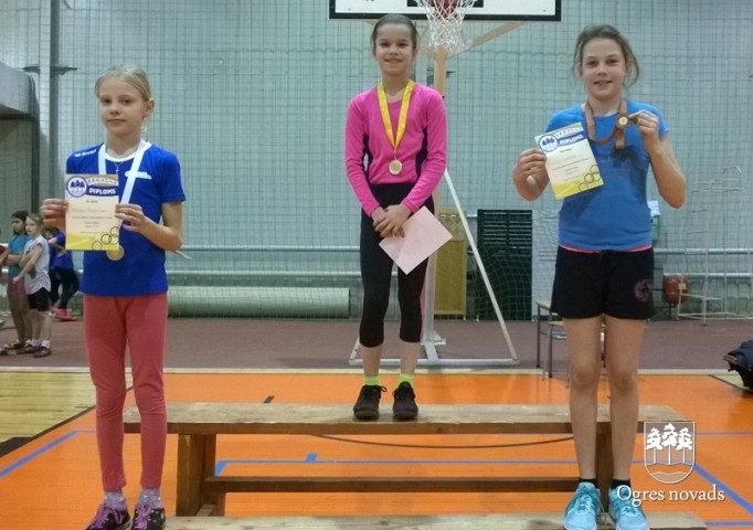 Ogres NSC sacensības notiek Lēdmanē