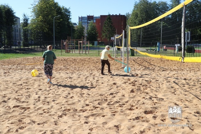 Aizritējusi Ogres invalīdu biedrības rīkotā sporta diena (17.08.2020.)