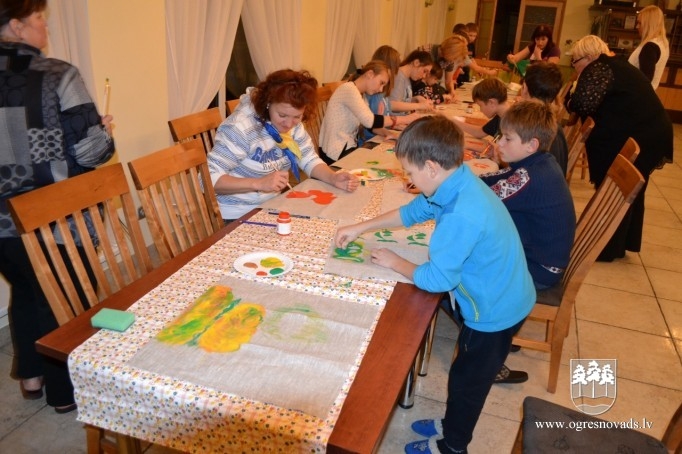Nometnē bērni iepazīst Latviju un apgūst jaunas iemaņas
