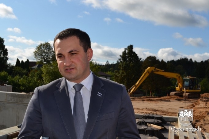 Vides aizsardzības un reģionālās attīstības ministrs apmeklē Ogri