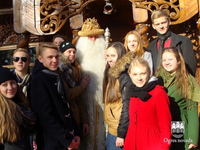 Ogres 1.vidusskolas skolotāji un skolēni viesojas Baltkrievijā