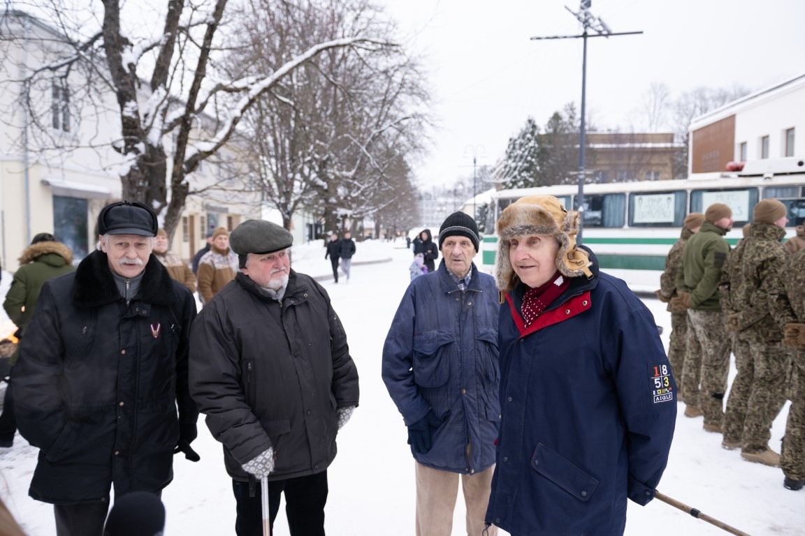 barikāžu dalībnieki - 4 vīri Ogrē 01,2024,