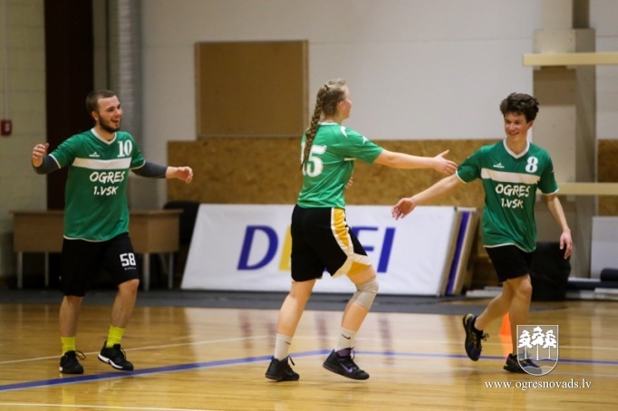 Ogres 1. vidusskolas frisbijistiem – Latvijas čempionāta bronza