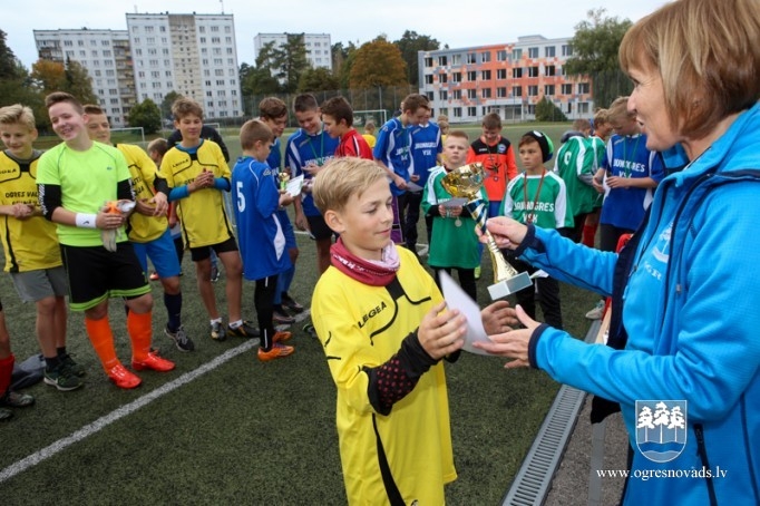 Labākie jaunie futbolisti - Ogres skolās