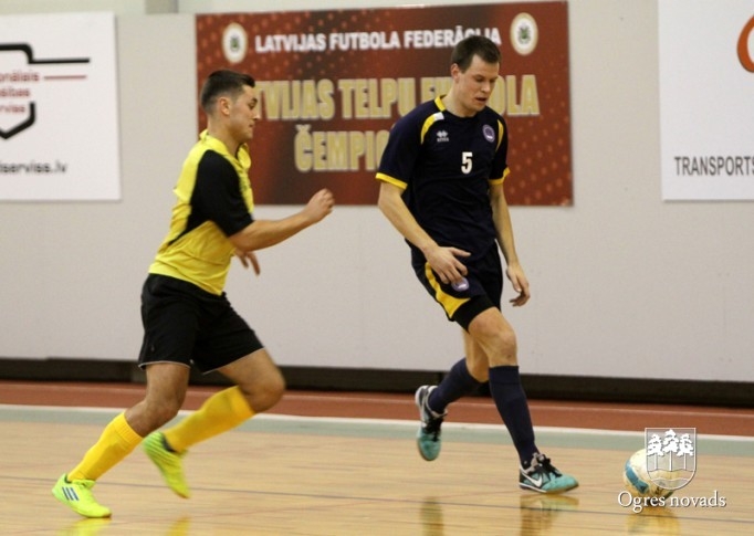 "FK Ogre/Cerber 02" uzņems vicečempionus