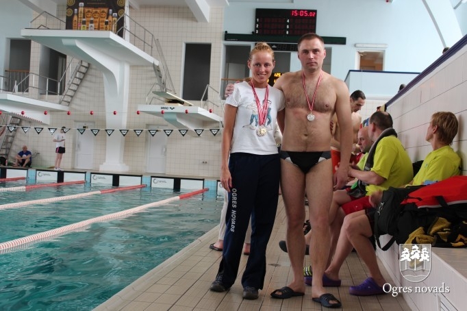 Ogrē dibināts peldēšanas klubs