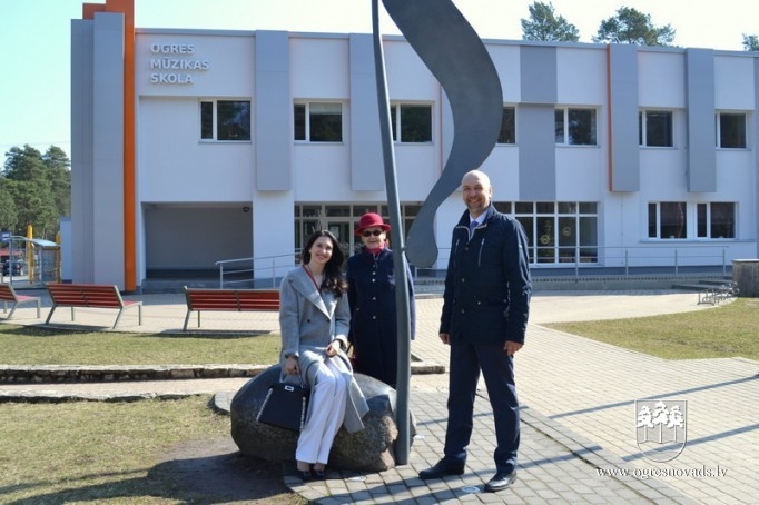 Latvijas Goda konsuls Ukrainā apmeklē Ogri