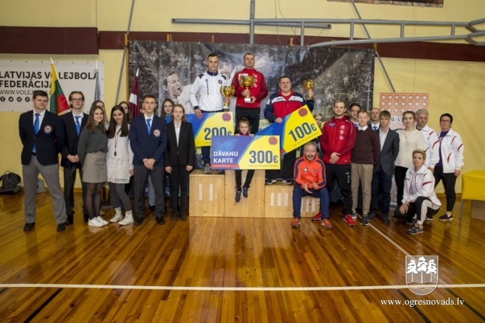 Ogres “Karate SEN-E” iegūst trešo vietu čempionātā