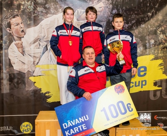 Ogres “Karate SEN-E” iegūst trešo vietu čempionātā