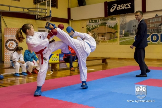 Ogres “Karate SEN-E” iegūst trešo vietu čempionātā