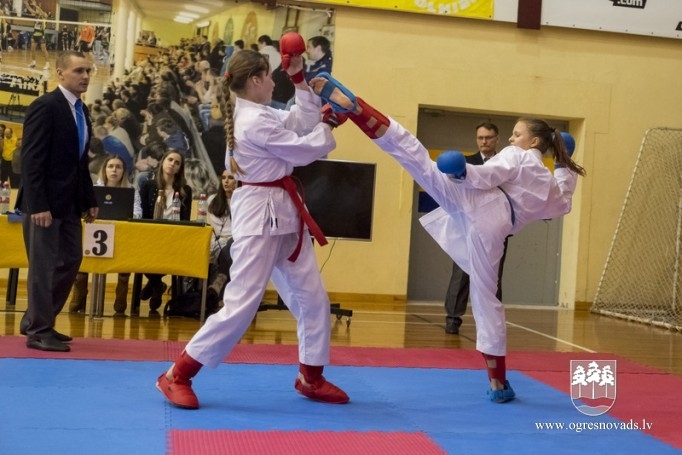 Ogres “Karate SEN-E” iegūst trešo vietu čempionātā