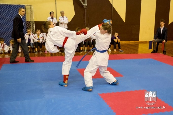 Ogres “Karate SEN-E” iegūst trešo vietu čempionātā