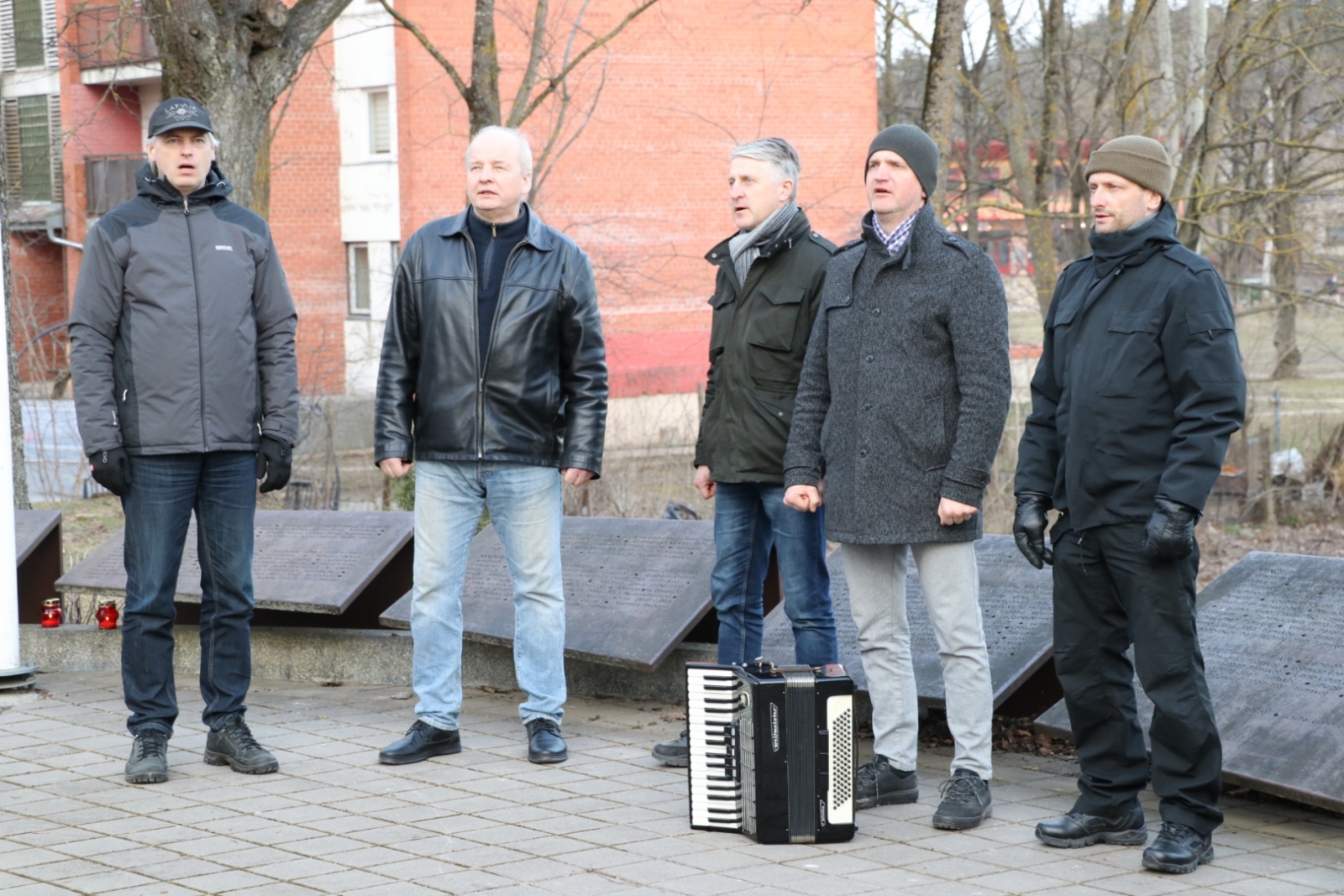 Ogres novadā piemin komunistiskā genocīda upurus  1