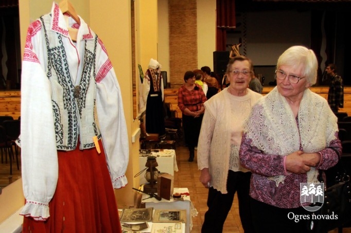 Vīru kopas „Vilki” koncertuzvedums Suntažu kultūras namā
