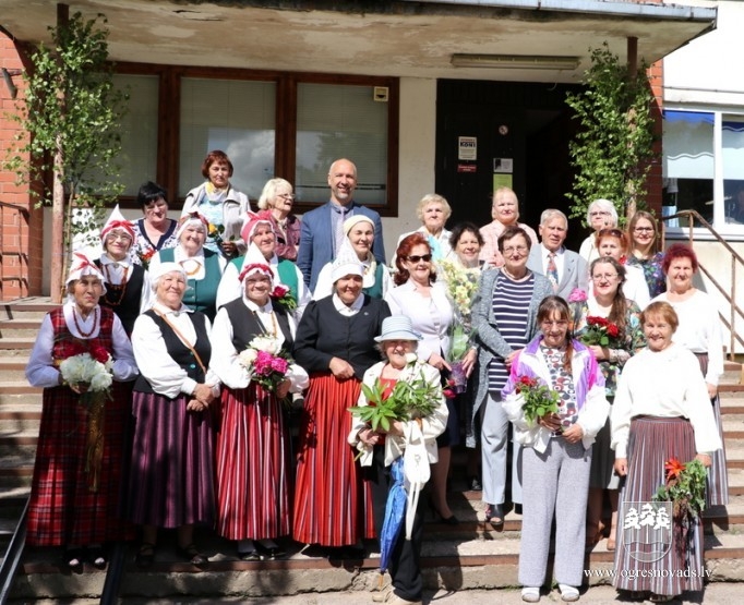 Ogres Latviešu biedrība interesentus gaida jaunajā mājvietā