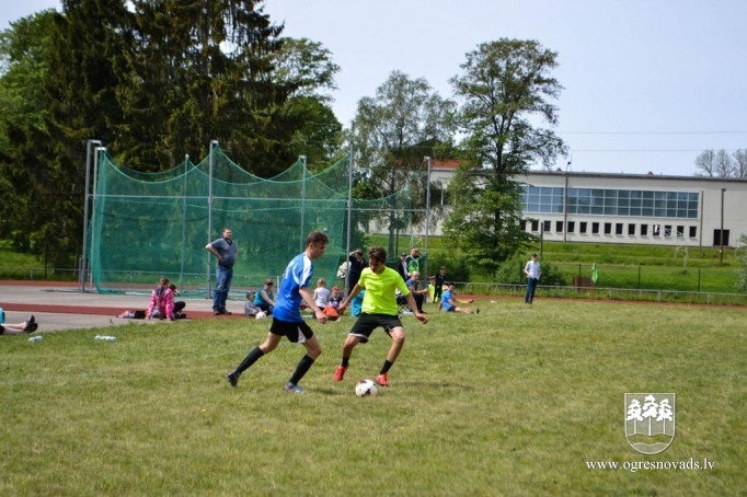 Madlienas futbola kausā 2019 uzvar suntažnieki