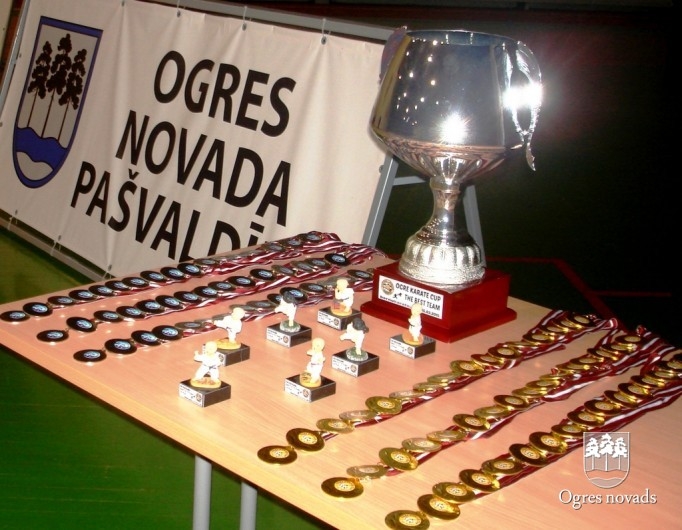 “Ogres kausu 2015” izcīna Ogres klubs “Karate Sen-e”